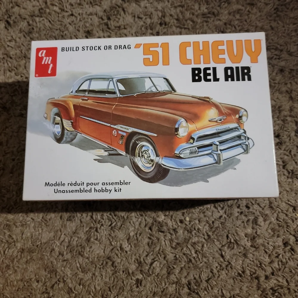 AMT Model Kit 51 Chevrolet Bel Air 